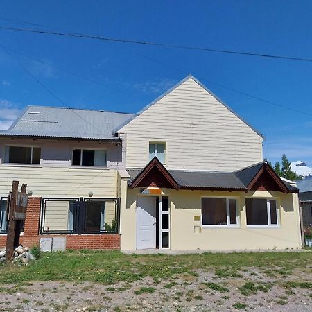 La Cima Hosteria El Chaltén Eksteriør billede